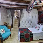 מלון Roc Of Cappadocia 3*